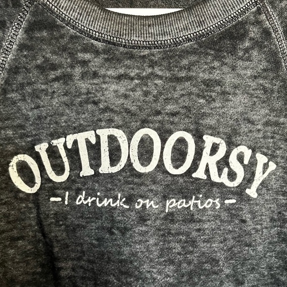 Long Sleeve Crew Neck Lightweight Top - Picture 10 of 13